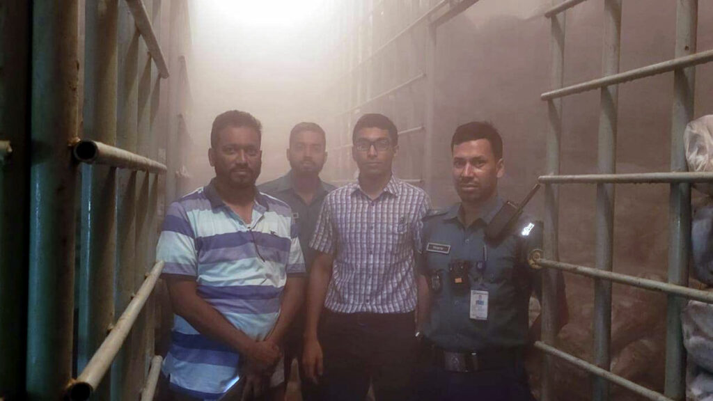 কোল্ড স্টোরেজে অভিযান, ৪০ লাখ টাকার জাটকা জব্দ