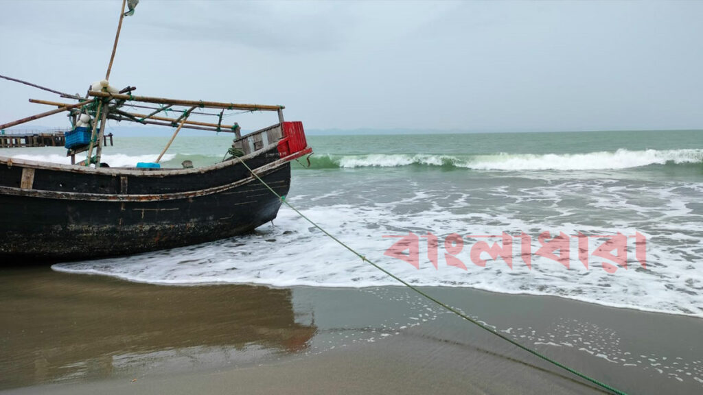 টেকনাফ-সেন্টমার্টিনসহ উপকূলে বাড়ছে পানির উচ্চতা